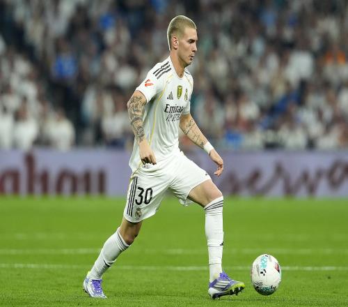 北京男篮惨,遭上海翻盘,连胜纪录被,世界杯预选赛,2026预选赛,赛程安排,球队动态,比赛结果